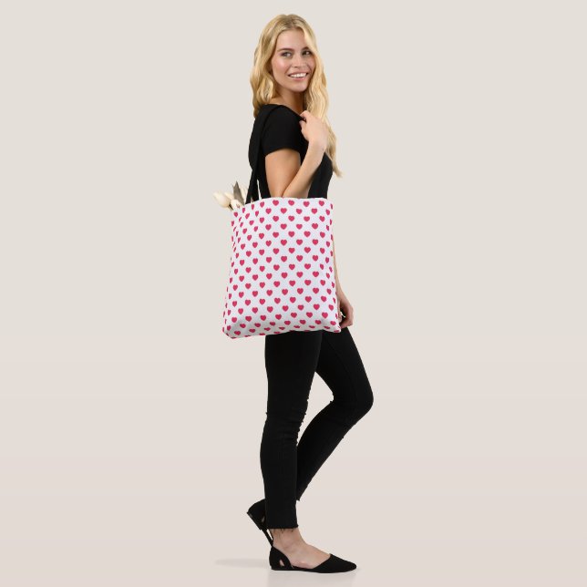 Rotes Herz auf weißem Hintergrund > Valentine Tasc Tasche (Am Model)