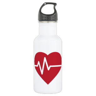 Rotes Herz schlägt Trinkflasche