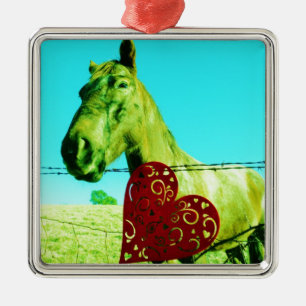 Rotes Herz und Pferd Ornament Aus Metall