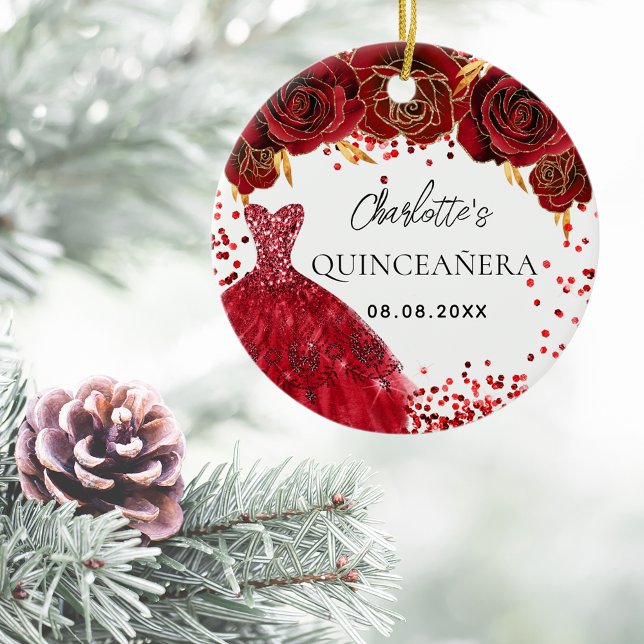 Rotes Kleid aus Quinceanera Blume weiß Keramik Ornament (Von Creator hochgeladen)