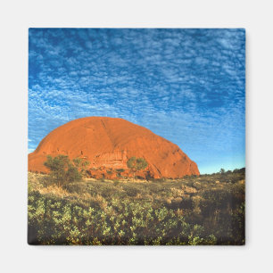 Rotes Leuchten des berühmten Ayers Rock im Outback Magnet
