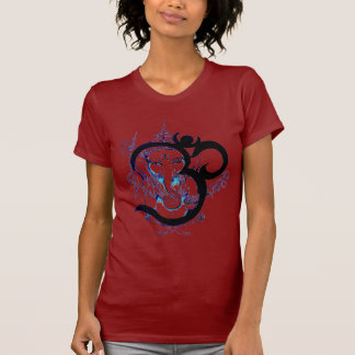 Rotes OM-Shirt T-Shirt