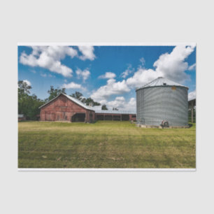 Rotes Pferd und riesiges Grain Silo Seidenpapier