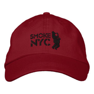 Rotes Rauch Bestickte Kappe