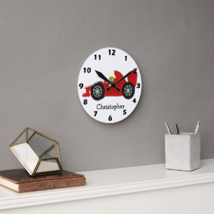 Rotes Rennauto - gib ihm einfach einen Namen Runde Wanduhr