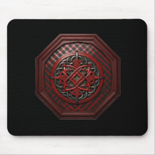 Rotes und schwarzes Schachbrett-Keltischer Knoten  Mousepad