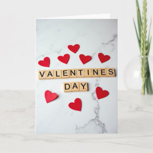 Rotes Valentinstag-Scrabble-Karte Karte