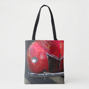 Rotes Vintages Auto der 1930er Jahre auf der gesam Tasche