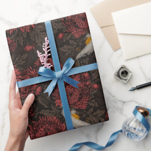Rotfrüchte in den Chrysanthemen in braun und rot Geschenkpapier