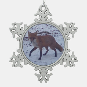 Rotfuchs im Schnee Schneeflocken Zinn-Ornament