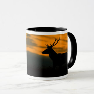Rothirsch bei Morgengrauen Tasse