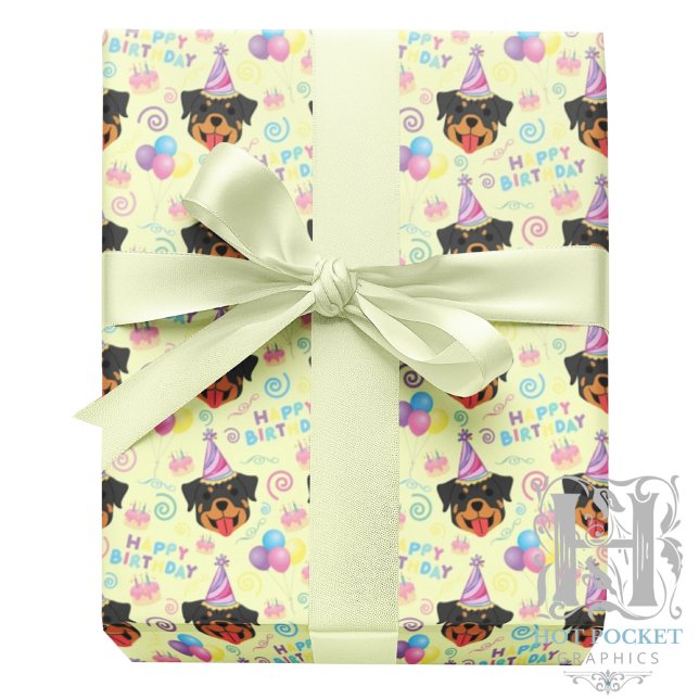 Rottweiler Birthday Gift Wrapping Paper in Yellow Geschenkpapier (Von Creator hochgeladen)