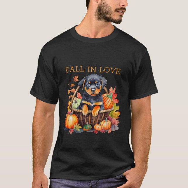 Rottweiler Fall in Liebe T-Shirt (Vorderseite)