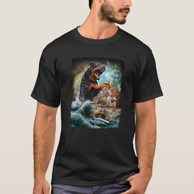 Rottweiler Hund als Kraken ein Kriegsschiff auf Ho T-Shirt (Vorderseite)