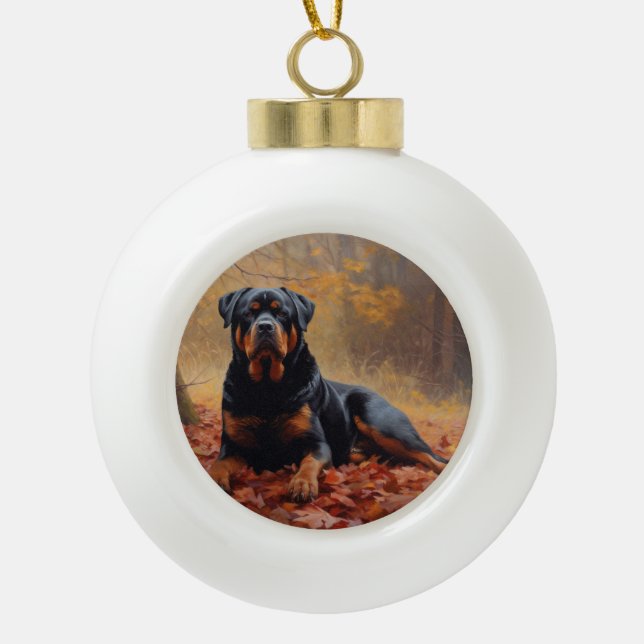 Rottweiler im Herbst Leaves Fall Inspiriert Keramik Kugel-Ornament (Vorderseite)