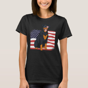 Rottweiler Vater & amp Mama Amerikanische Flagge 4 T-Shirt