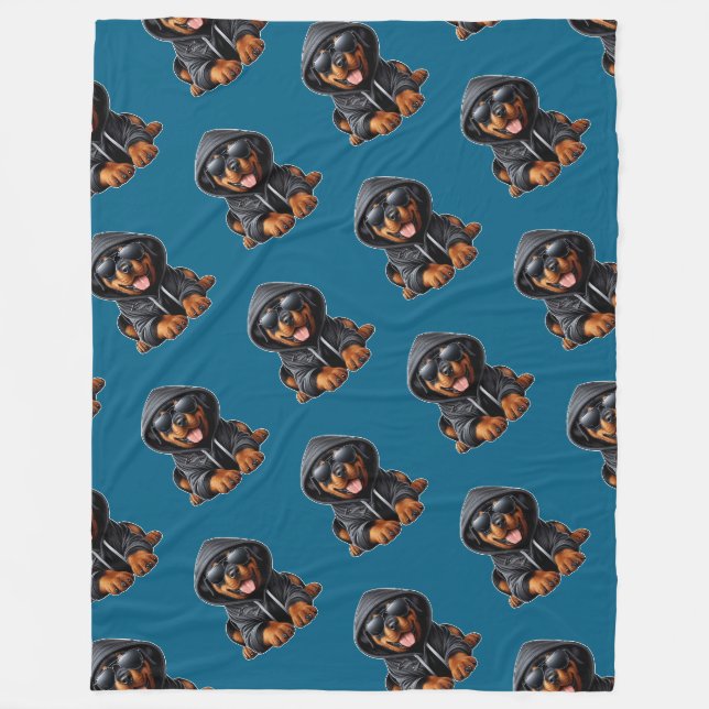 Rottweiler Welpe in Hooded Sweatshirt Fleecedecke (Vorderseite)