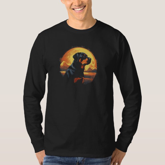Rottweiler With Full Moon in Background - Dog Love T-Shirt (Vorderseite)