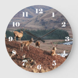 Rotwild in Glen Etive, Highlands of Scotland Große Wanduhr