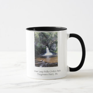 Rotwild springen Fälle, Kinder parken, PA, Tasse