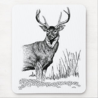 Rotwild stehend mousepad