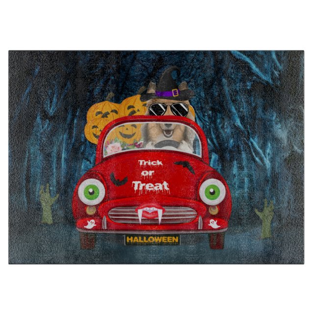 Rough Collie Dog Driving Car Beängstigend Hallowee Schneidebrett (Vorderseite)