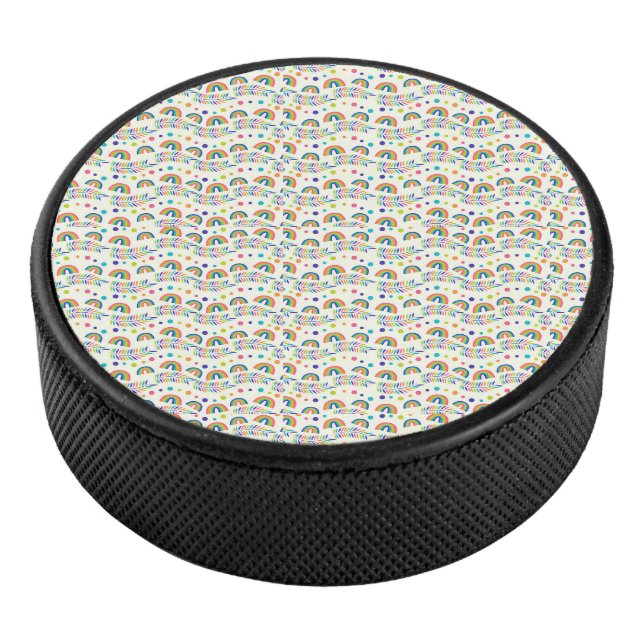 Round car accessory with a cheerful rainbow  eishockey puck (3/4)