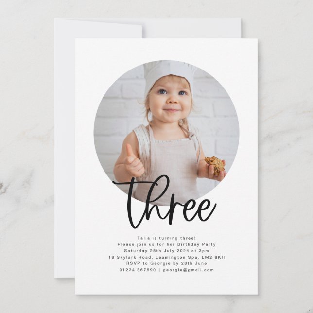 Round Foto Drei Geburtstage Einladung (Vorderseite)