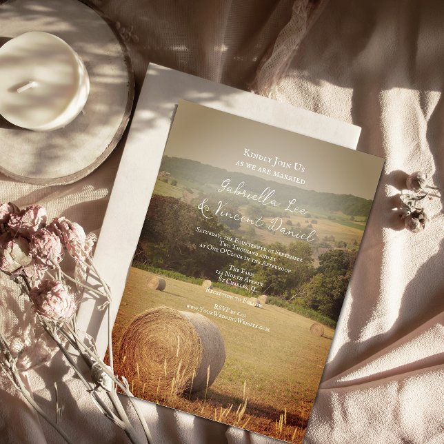Round Hay Bales Farm Wedding Einladung (Von Creator hochgeladen)