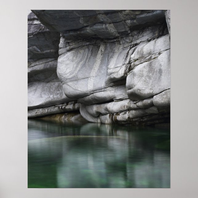 Rounded Rock Cliff by Verzasca River Poster (Vorne)