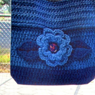 Royal Blue Blume Artisan Crochet Print Tasche
