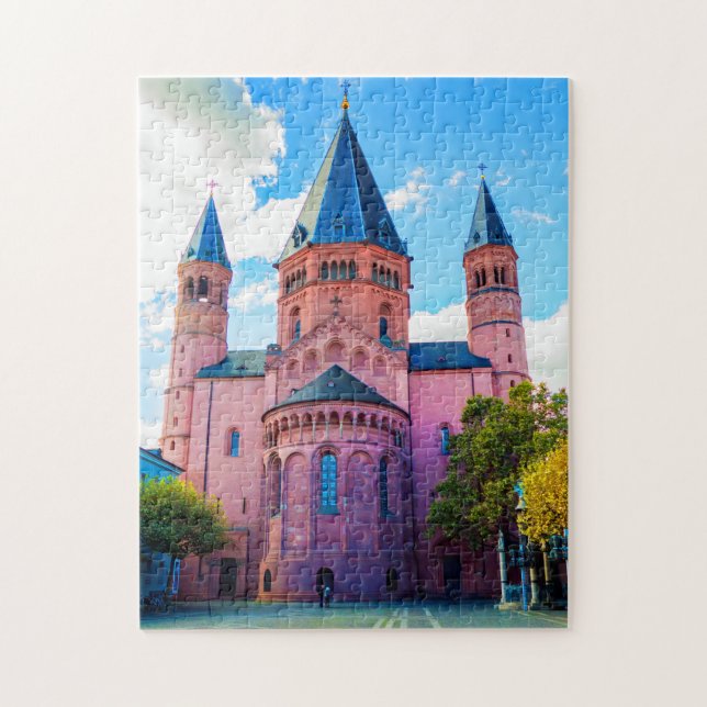 Royal Blue Castle mit Wolken und Blauem Himmel (Vertikal)