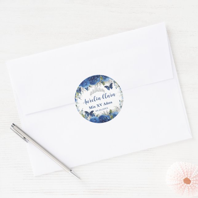Royal Blue Floral Rose Schmetterlinge Silberkrone Runder Aufkleber (Umschlag)