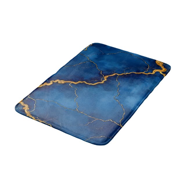 Royal Blue Gold Marble Collection Badematte (Schrägansicht)