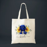 Royal Blue Rustic Sunflower Moderne Wedding Bride Tragetasche<br><div class="desc">Elegante und moderne rustikale Hochzeitstasche mit hellgelber Sonnenblume,  königlich blauen Pfannkuchen,  Babyatemberaubung,  Gipsabila Blumenrahmen / Kranz mit Eukalyptus-Blätter. Weitere passende Designs und Variationen finden Sie in meinem "Blitzweddingpaperie" Shop. Und zögern Sie nicht,  mich für weitere Anpassungen oder Match-Artikel zu kontaktieren.</div>