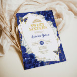 Royal Blue Sweet 16 Butterflies Geometrisches Part Einladung<br><div class="desc">Die Einladung zum 16 . Geburtstag Ihrer Tochter ist endlich da! Diese schicke und hübsche Einladung besticht durch elegante königsblaue Blumen, einen funkelnd vergoldeten Glitzer Tiara und zwei schmetternde Schmetterlinge. Klicken Sie auf die Schaltfläche "Weitere Anpassung", wenn Sie den Stil und die Position des Textes neu ordnen und formatieren möchten....</div>