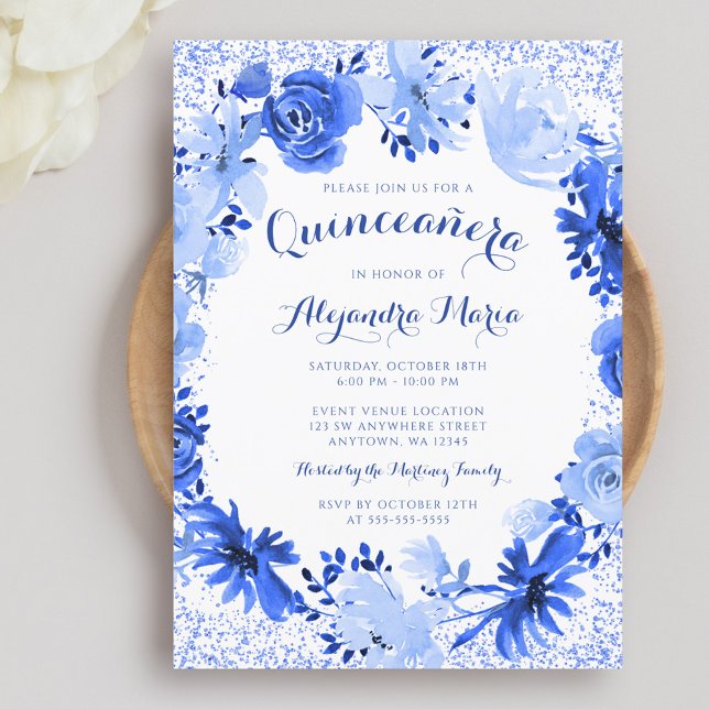 Royal Blue Watercolor Floral Quinceanera Einladung (Von Creator hochgeladen)