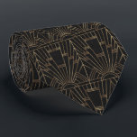 Royal Gold Black Great Gatsby 20s Monogram Krawatte<br><div class="desc">Royal Gold Black Great Gatsby Wedding Card Design. Royal, Romantisches, Vintages Kartendesign im Stil des Great Gatsby Art Deko, ein Roaring 1920er Jahre altes Hollywood, mit Imitaten Goldfolie Fleur-de-lis Overlay, Divider und prächtigen Schriftart, auf einem schwarzen, strukturierten Hintergrund. Verwenden Sie das Tool Anpassen, um Ihre Informationen hinzuzufügen. Für mehr, besuchen...</div>