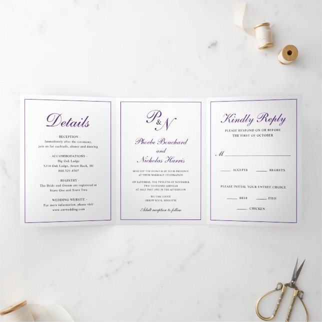 Royal Lila Monogram Formal Foto Wedding Dreifach Gefaltete Einladung (Innenseite)