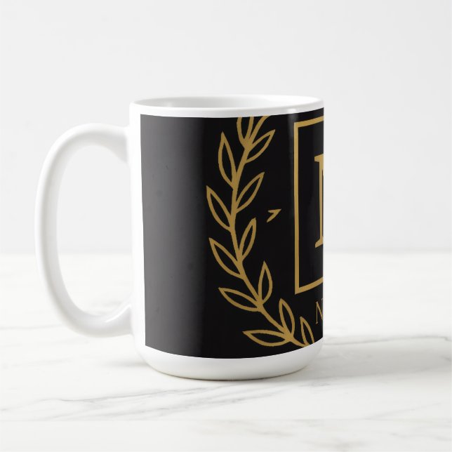 "Royal NMKY Emblem – Monogram M Crest Design" Kaffeetasse (Links)