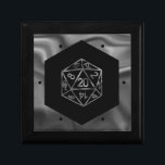 RPG Dice | Fantasy Old School Tabletop Retro Gamer Erinnerungskiste<br><div class="desc">Es ist immer GAME ON so wählen Sie Ihre Waffe und Rolle Initiative... Ein neuartiges GEEK CHIC Gamer Hochzeit/Party Thema perfekt für jeden alten Schultisch RPG Stift/Stift und Papier (PnP) Fantasy-Rollenspieler mit einer 20-seitigen Dundle-Polyhedral Würfel mit einer natürlichen 20 Rolle für den roleplay magischen Zauberer Dragons oder Dungeon Master (DM/GM)...</div>