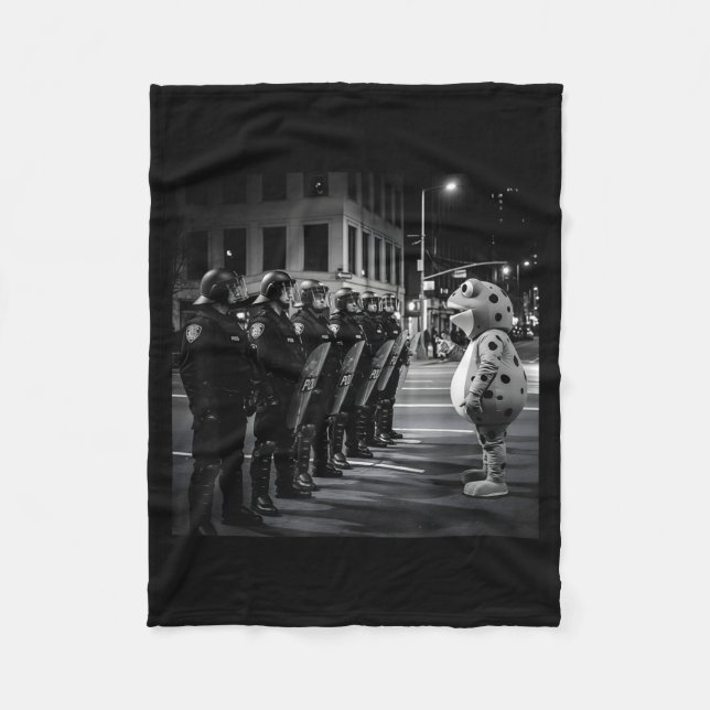 Rtland Frog Protest Meme Frog Viral For Men Women  Fleecedecke (Vorderseite)