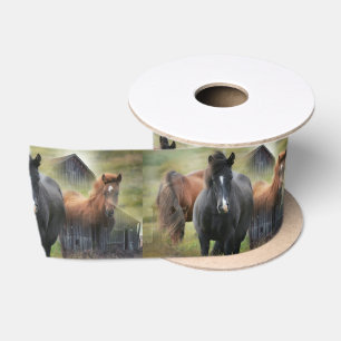 Ruban En Satin Beaux chevaux et grange rustique