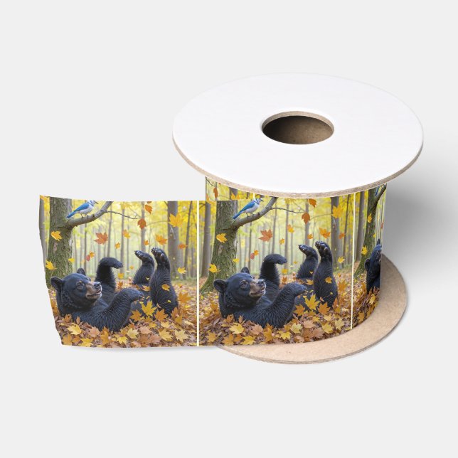 Ruban En Satin Roulement De L'Ours Noir Dans Les Feuilles D'Autom (Bobine)