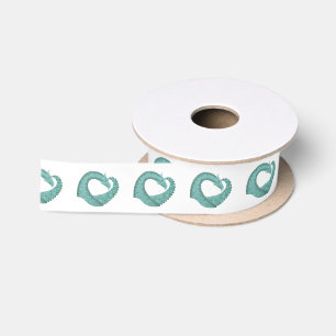 Ruban En Satin Sage vert coeur dragon sur blanc