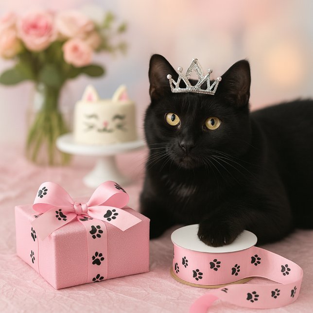 Ruban Gros-grain Aimer votre animal de compagnie - Ruban Empreinte  (Tiara‑wearing black cat claims a pink paw‑print ribbon beside a sparkle‑wrapped gift.)