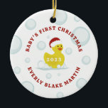 Rubber Duck Baby's First Christmas Bubbles Keramik Ornament<br><div class="desc">Illustration eines Spielzeugs aus gelbem Gummidraht mit einer Weihnachtsmannmütze,  umgeben von Blasen. Personalisieren Sie Ihre persönlichen Daten mit dem Namen und dem Jahr des Babys.</div>