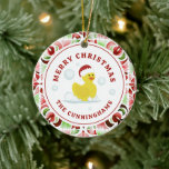 Rubber Duck Christmas Watercolor Keramik Ornament<br><div class="desc">Illustration eines Spielzeugs aus gelber Gummiente,  das eine Weihnachtsmannmütze trägt,  umgeben von Bläschen mit roter und grüner Wasserfarbe und rotem Text. Personalisieren Sie Ihre Daten mit Ihrem Familiennamen.</div>