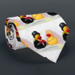 "RUBBER DUCKY BRIDE AND GROOM" KRAWATTE<br><div class="desc">"RUBBY DUCKY BRIDE AND GROOM" KRAWATTE FÜR "IHRE GRUPPE UND ODER SOWOHL BRAUTPARTY UND VATER DER BRIDE!</div>
