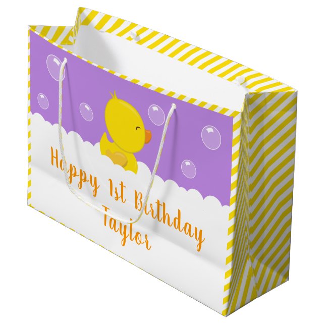 Rubber Ducky Gelb und Lila Happy Birthday Große Geschenktüte (Vorderseite Schrägansicht)